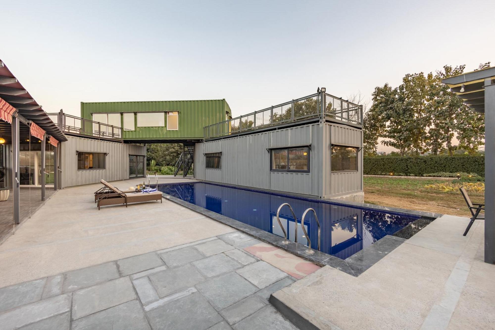 Dhauj Elivaas Hidden Oasis 4Bhk With Pool, Mud House & Container House 빌라 외부 사진